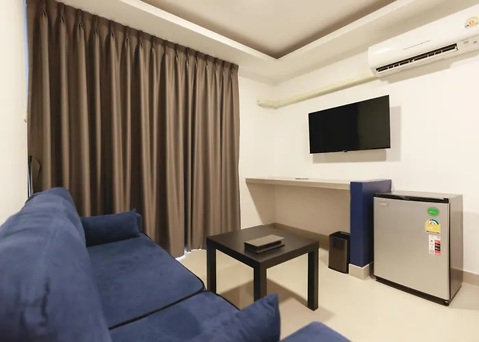 Utd8 And Hotel Bangkok